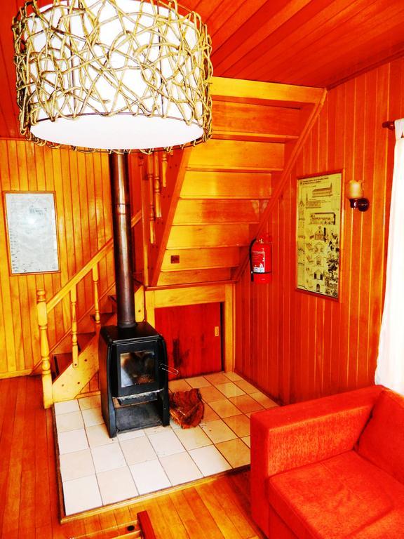 Hostal Torre De Babel Castro Bagian luar foto