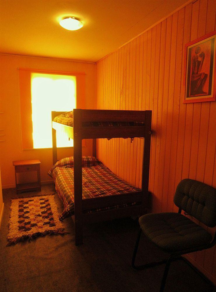Hostal Torre De Babel Castro Bagian luar foto