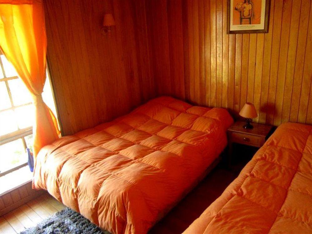 Hostal Torre De Babel Castro Bagian luar foto